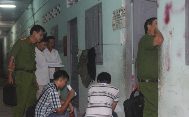 Công an khám nghiệm 1 vụ án trước đó.