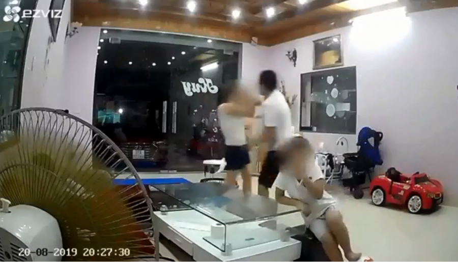 Hình ảnh cắt từ clip.