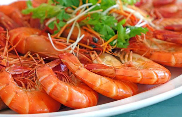 Không nấu tôm quá kỹ