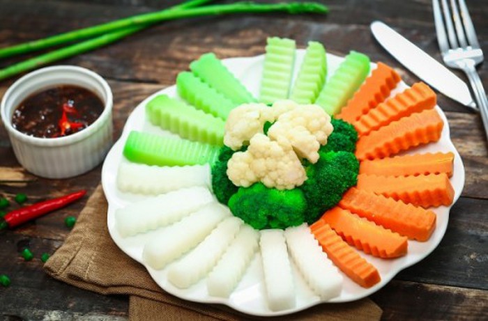 Rau củ hấp sẽ ngọt vị và giữ nguyên được khoáng chất tốt cho sức khỏe