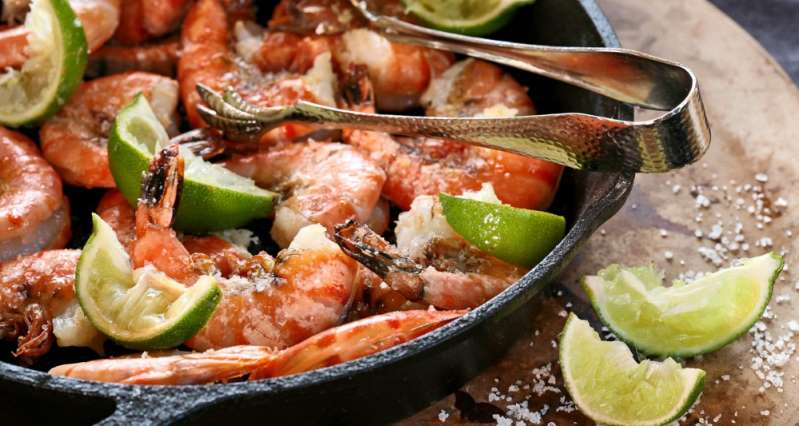 Không nên cho trẻ ăn mặn