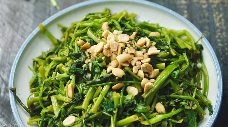 cach-lam-nom-rau-muong-phunutoday-02