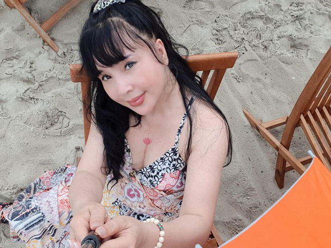 Đông đảo khán giả đặt nghi vấn nữ nghệ sĩ đã can thiệp thẩm mỹ ở tuổi 56.