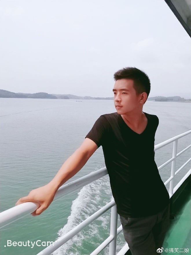 Hình ảnh ngoài đời của anh chồng.