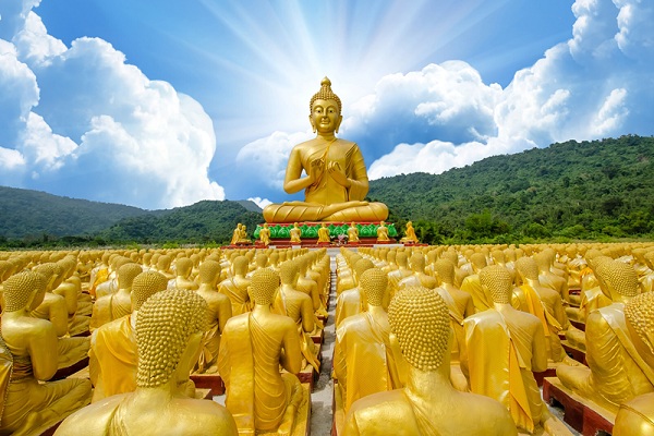 Su vi dai cua Duc The ton 1