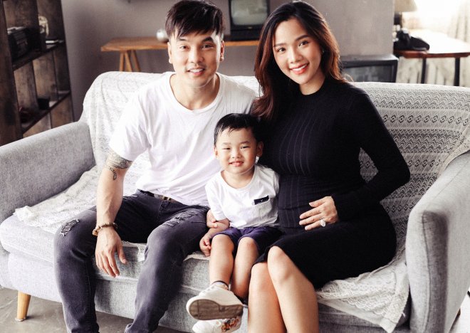 Gia đình Ưng Hoàng Phúc bên nhau thiếu một thành viên đặc biệt