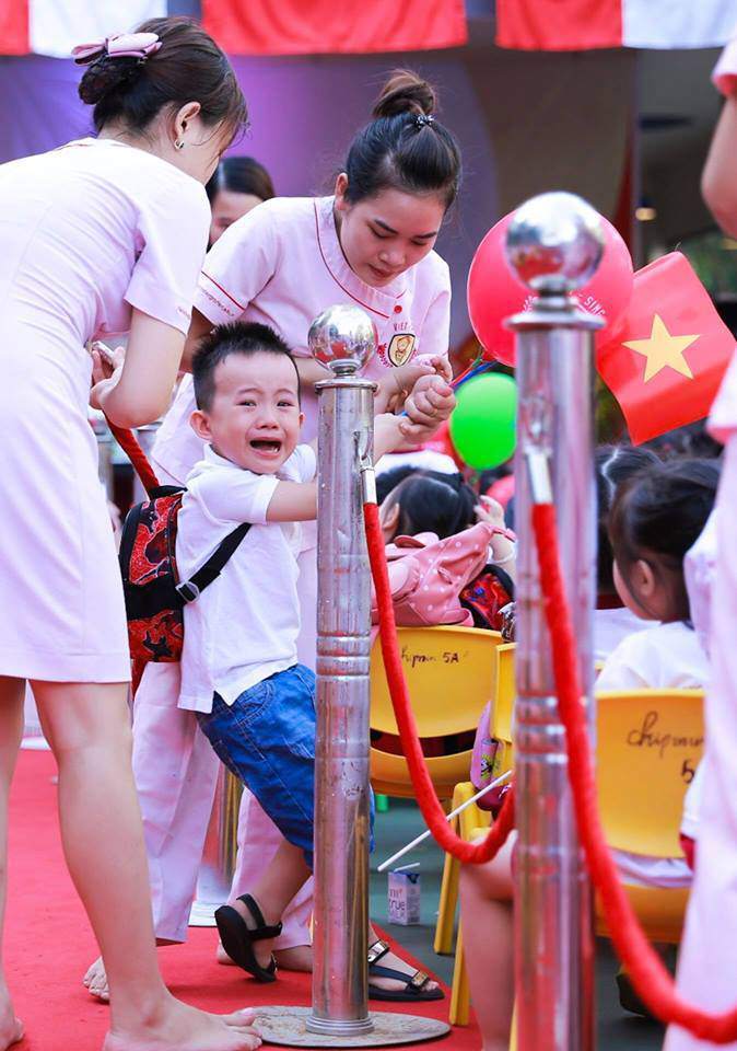 Mẹ ơi con muốn về
