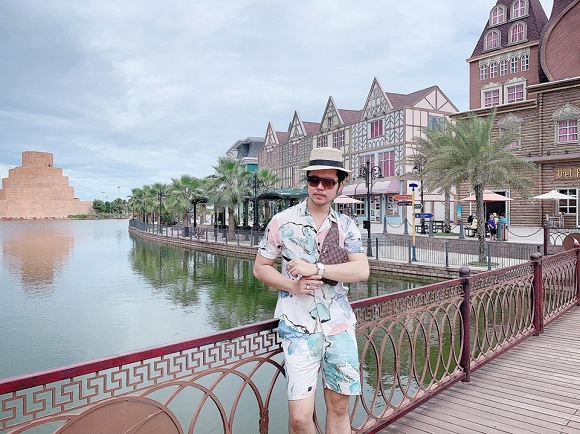 Siêu mẫu có Shbet16 chơi game trực tuyến bình yên sau khi chia tay nữ đại gia Yvonne.    