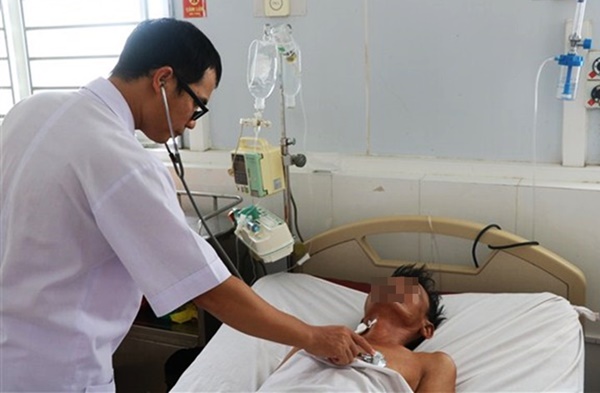 Trong thời gian gần đây, liên tục có bệnh nhân nhập viện điều trị vì nhiễm 