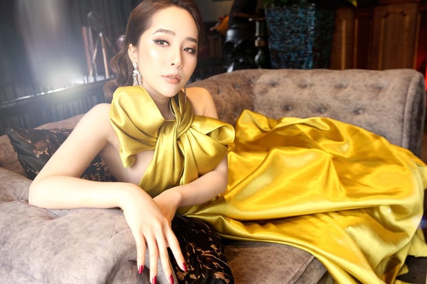 Gương mặt có phần khác lạ của Quỳnh Nga hậu 