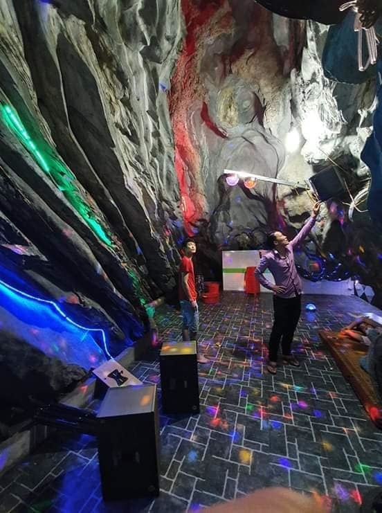 Hình ảnh bên trong quán.