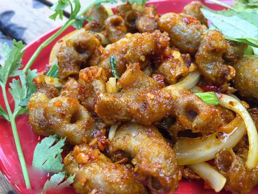 Ruột cá nhiều vi khuẩn