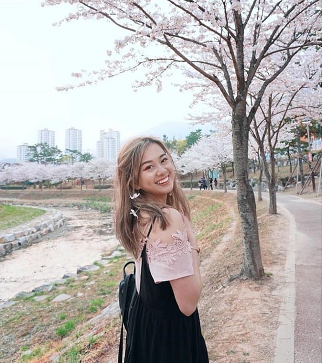 lo-dien-nhan-sac-xinh-dep-thu-hut-cua-con-gai-ut-mc-nguyen-cao-ky-duyen-ffea53