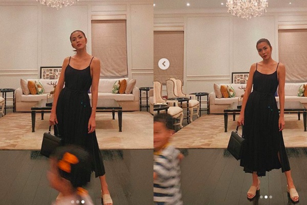 Trên instagram cá nhân của mình, Tăng Thanh Hà mới đây vừa đăng tải hình ảnh diện đầm đen thần thái khoe vóc dáng thon gọn trong phòng khách sang trọng của căn biệt thự dát vàng. Tăng Thanh Hà cho biết để có được những hình ảnh này, người đẹp đã phải khổ cực với hai đứa con tinh nghịch. Cụ thể, Tăng Thanh Hà chia sẻ: 