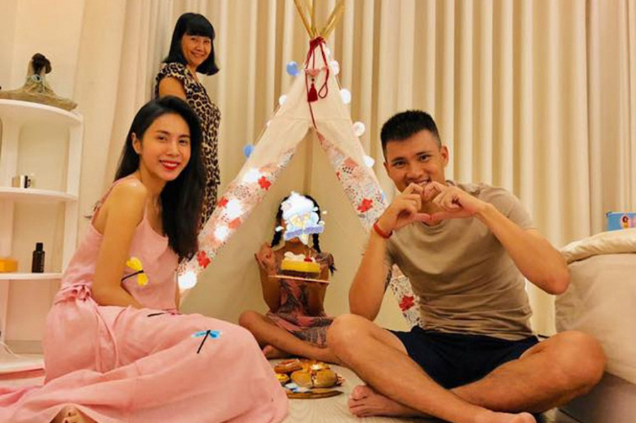 thuy-tien-hai-long-ve-chinh-minh-mot-nguoi-phu-nu-vua-dep-vua-tai-nang-87bd57 (1)