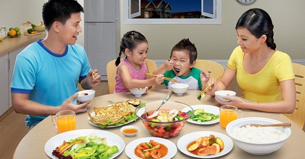 Không nên ăn thức ăn trước ăn cơm sau