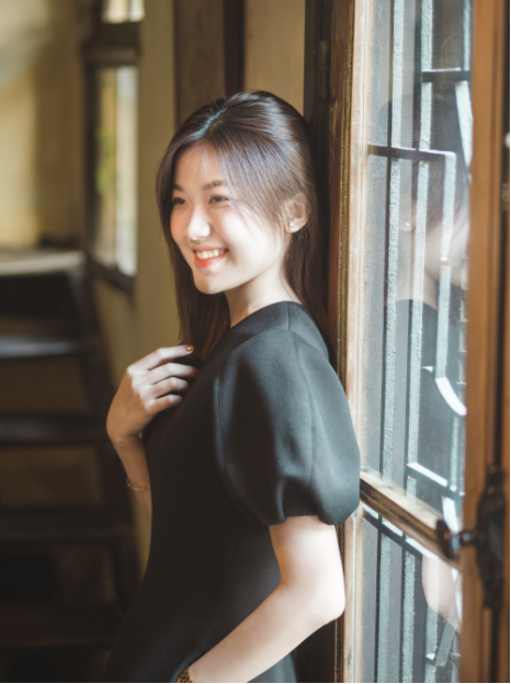 Liên tiếp đảm nhận những vai diễn ấn tượng, trong khoảng thời gian mới vào nghề, Lương Thanh cho biết bản thân cô gặp phải không ít những khó khăn. Thậm chí với ngoại hình dễ thương, xinh đẹp Lương Thanh còn nhận được rất nhiều lời gạ gẫm.