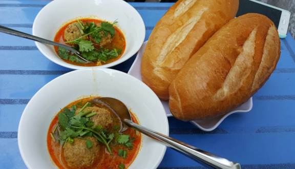 banh mi xiu mai-phunutoday