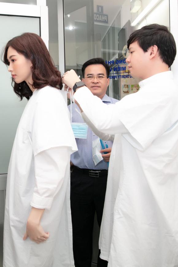 dang-thu-thao-tiet-lo-qua-ky-niem-ngay-cuoi-y-nghia-nhung-khoanh-khac-buoc-day-ao-cho-nhau-moi-tan-chay-0567ea