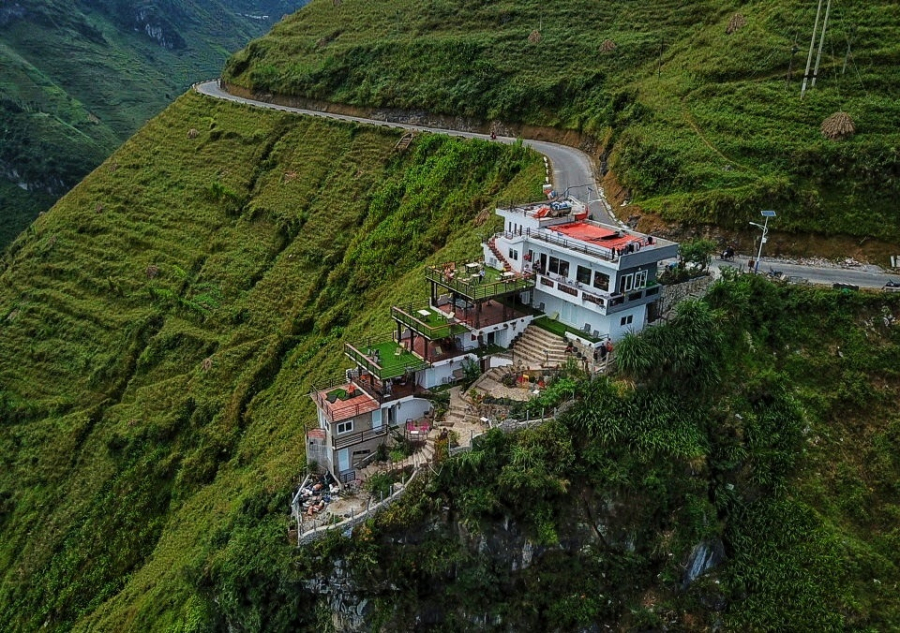 Tòa nhà 7 tầng Mã Pì Lèng Panorama. Ảnh: Zing.