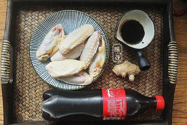Cánh gà om coca ngon mê ly