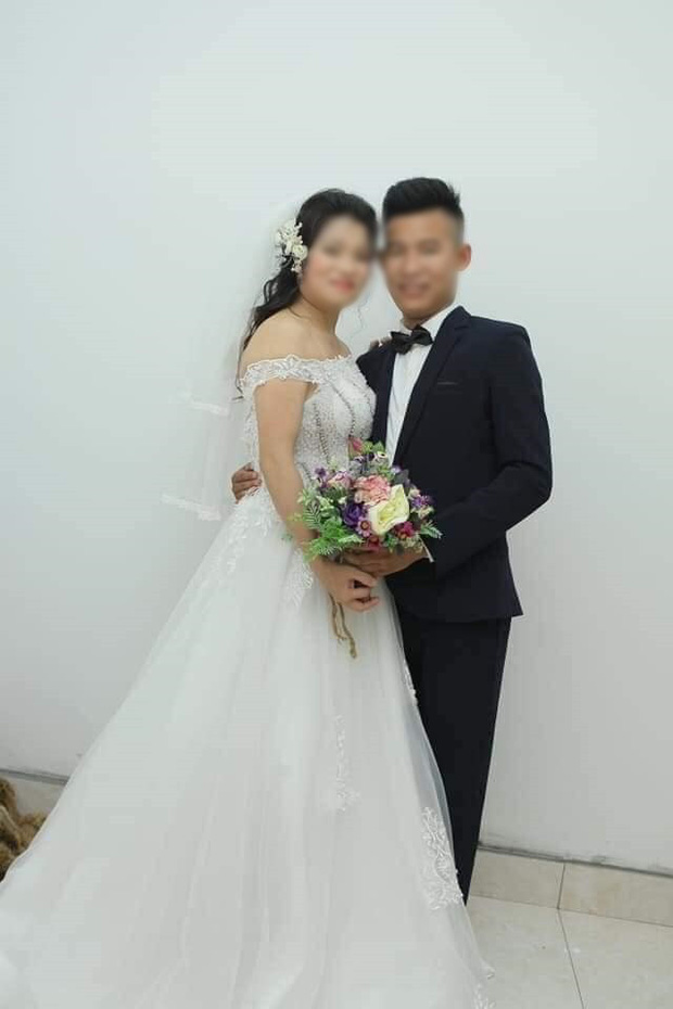 Ảnh cưới của cặp đôi.