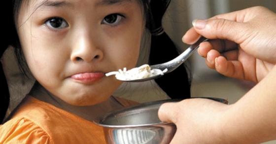 Trẻ được nuông chiều không biết tự lập