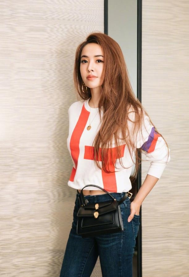 4-jolin-tsai-112040385
