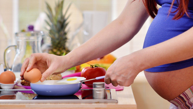 Trứng tốt cho mẹ bầu và thai nhi