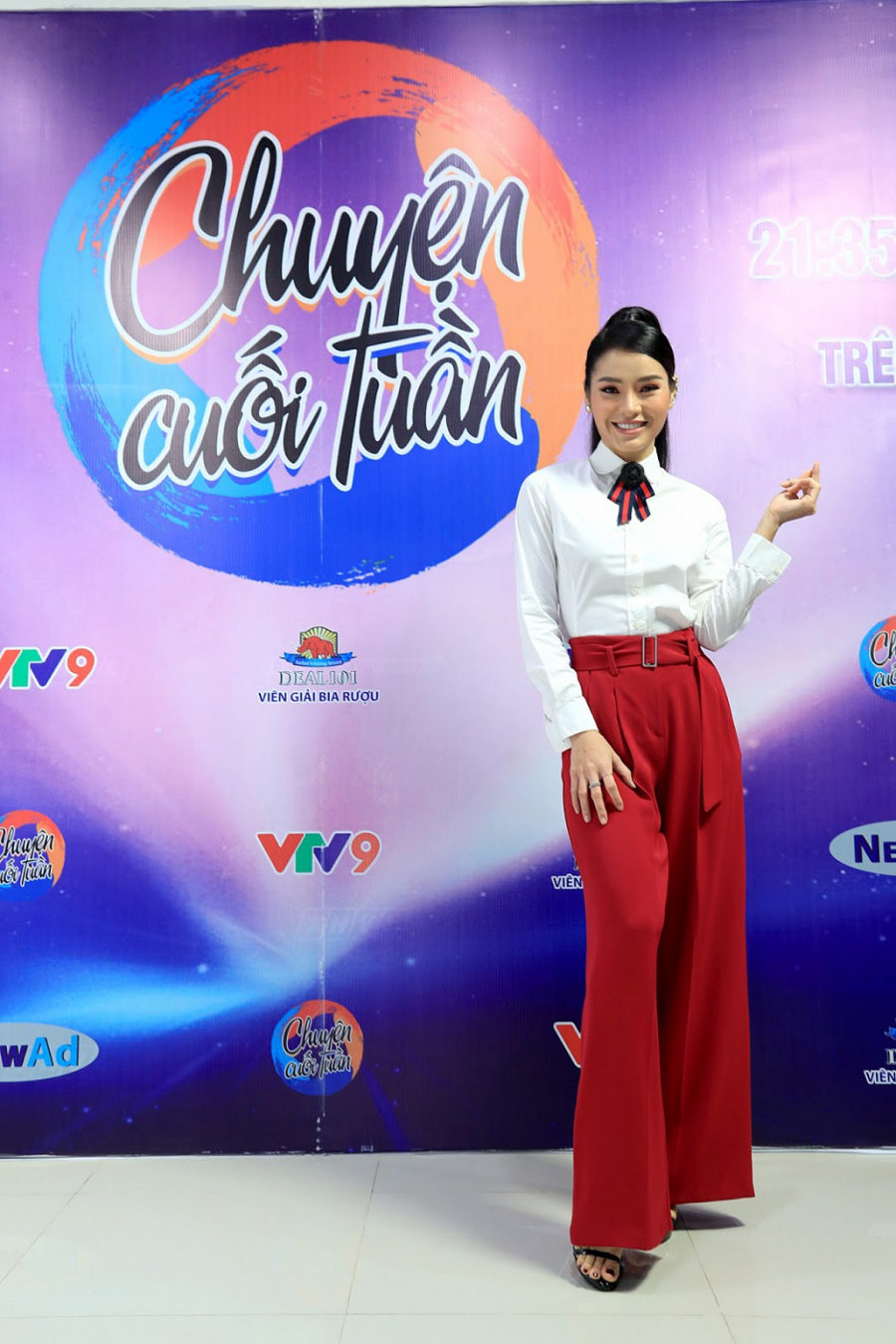 phuong-trinh-jolie-tu-choi-di-an-toi-gia-20000-do-voi-dai-gia-vi-so-bi-goi-la-gai-nganh-de8af1