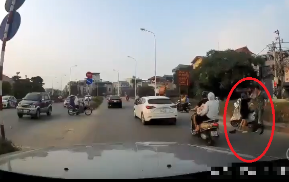 Ảnh cắt từ clip.