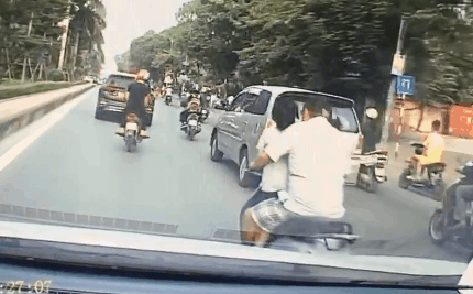 Hình ảnh cắt từ clip.