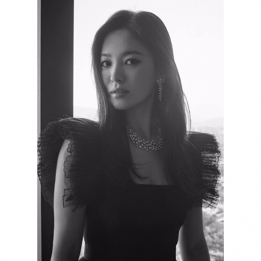 Song Hye Kyo đẹp lộng lẫy cùng Shbet111 kèo cá cược world cup bạc tỉ Chaumet 