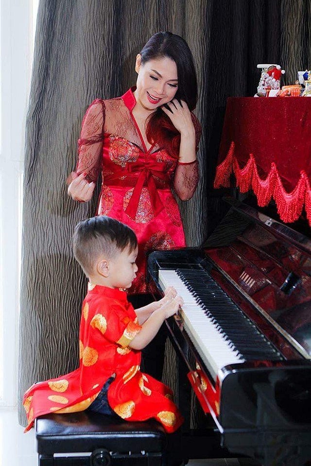 thanh-thao-lan-dau-khoe-anh-con-trai-ngo-kien-huy-luc-nho-nhac-lai-chuyen-nam-xua-6604c0