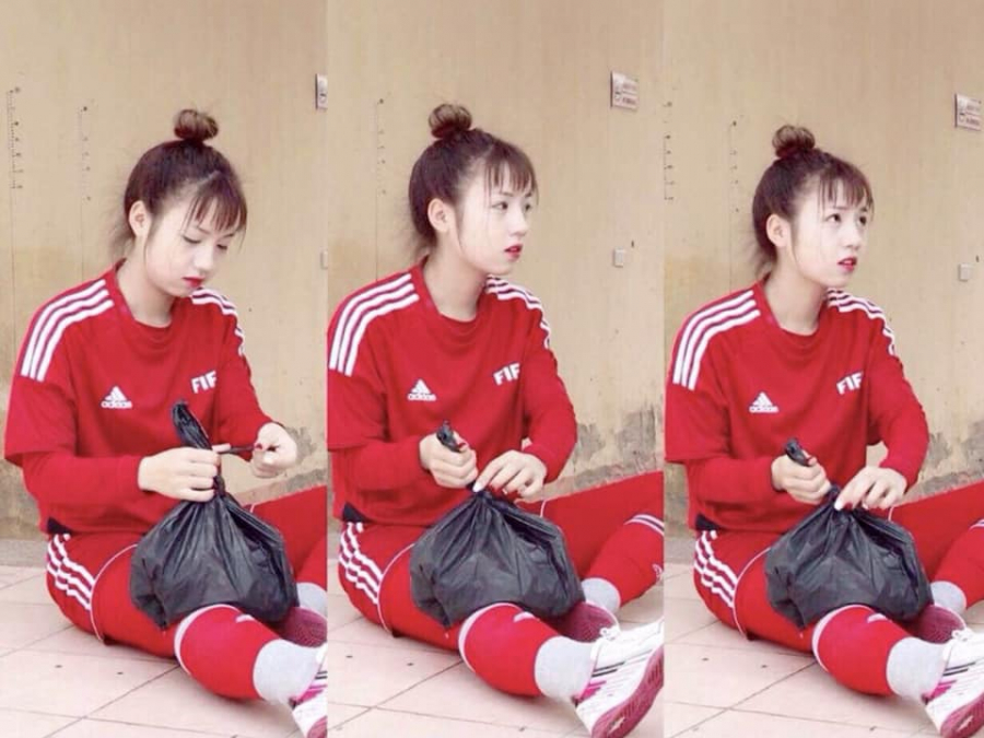 Vẻ ngoài xinh đẹp của nữ cầu thủ đang gây bão mạng.