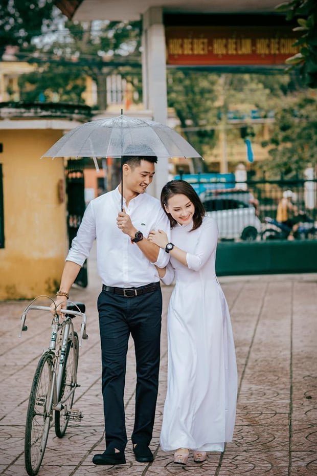 Bảo Thanh cùng ông xã ôn lại ký ức thời Mừng SHBET phiên bản mới 2025, nói về triết lý để giữ tình yêu trong mối quan hệ vợ chồng.    
