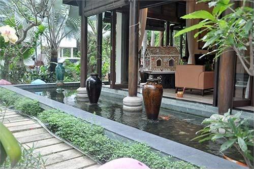 Gia đình Hà Kiều Anh vận dụng phong thủy tận dụng dòng nước khi xây nhà