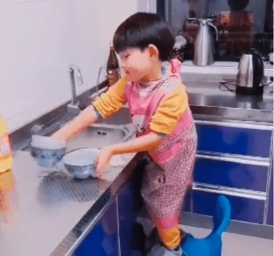 Hình ảnh cắt từ clip.
