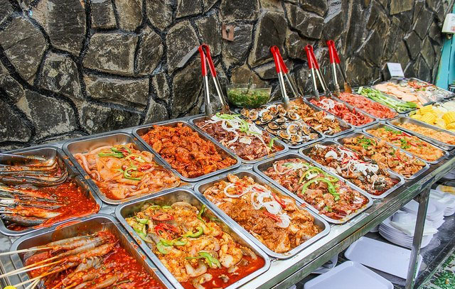 meo-di-an-buffet-phunutoday-01