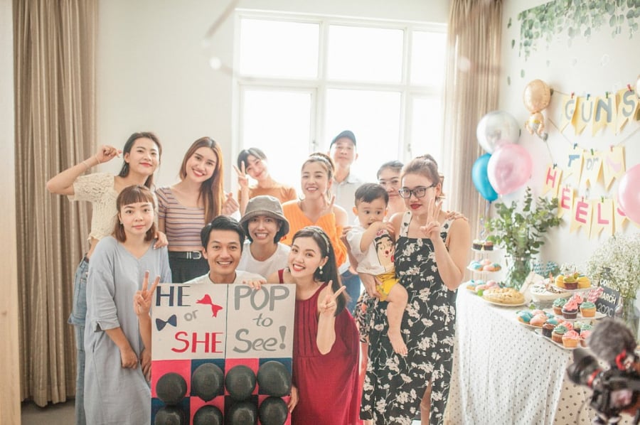 quang-tuan-linh-phi-cong-bo-gioi-tinh-con-dau-long-dieu-nhi-huu-tien-puka-toi-chuc-mung-48d95b