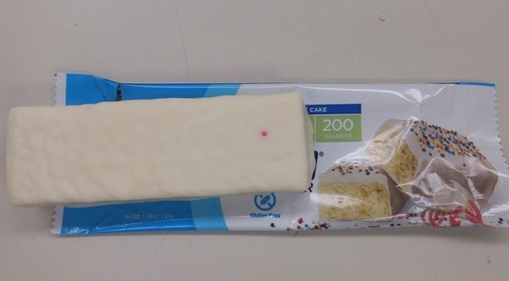 Đúng là ảnh trên bao bì chỉ mang tính minh họa.