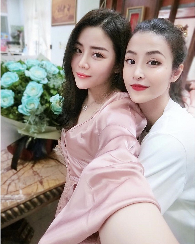 ngay-sau-hon-le-the-ky-em-gai-ong-cao-thang-da-chung-minh-moi-quan-he-chi-dau-em-chong-voi-dong-nhi-ngay-va-luon-4abe89