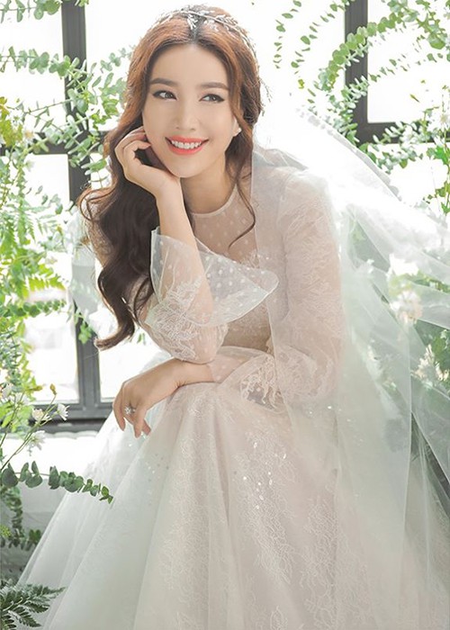 anh-cuoi-dep-lung-linh-cua-bao-thy-va-chong-doanh-nhan-Hinh-8
