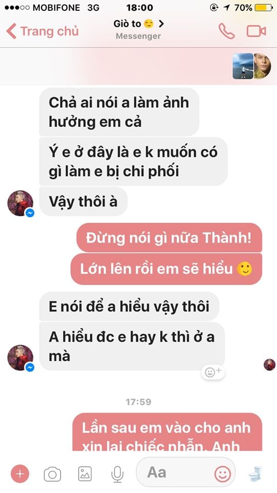 Thông qua những tin nhắn riêng tư được Sơn Ngọc Minh tiết lộ, thì anh đã nhiều lần níu kéo tình cảm nhưng Erik tỏ ra dứt khoát, vì muốn tập trung cho sự nghiệp.