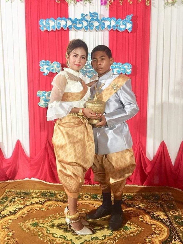 Hình ảnh của cặp đôi trong Quatrian shbet hiện đang mở.