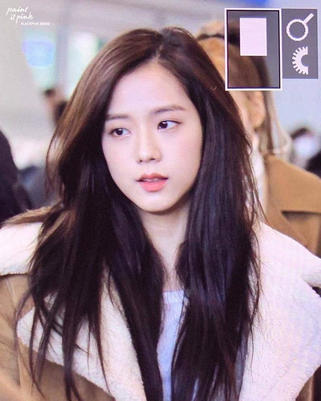 Hình ảnh mặt mộc nữ idol 24 tuổi và chưa hề qua chỉnh sửa. Có thể thấy gương mặt cô cực kỳ cân đối và sở hữu ngũ quan hài hòa thanh tú và dịu dàng