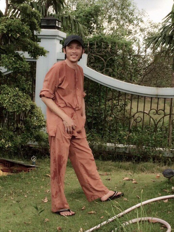 tu-bo-ao-ba-ba-va-dep-lao-hoai-linh-len-do-chuan-soai-ca-voi-ca-cay-hang-hieu-hoai-linh-2-1573804254-223-width580height773
