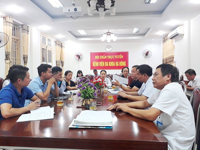 Chiều 18/11, Bệnh viện Đa khoa Hà Đông tổ chức cuộc họp thông tin về trường hợp bệnh nhi 11 tháng tuổi tử vong.