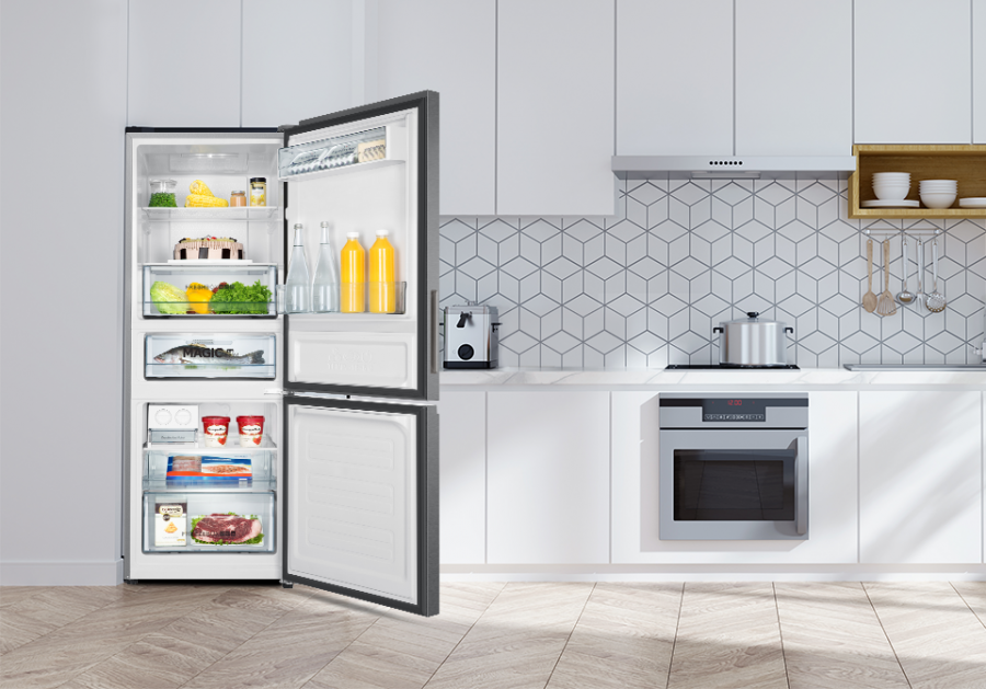 Tủ lạnh không đặt thẳng cửa chính