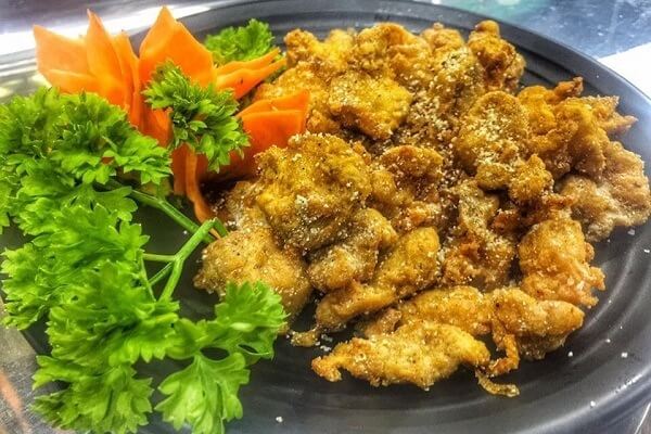 Gà rang muối thơm ngon